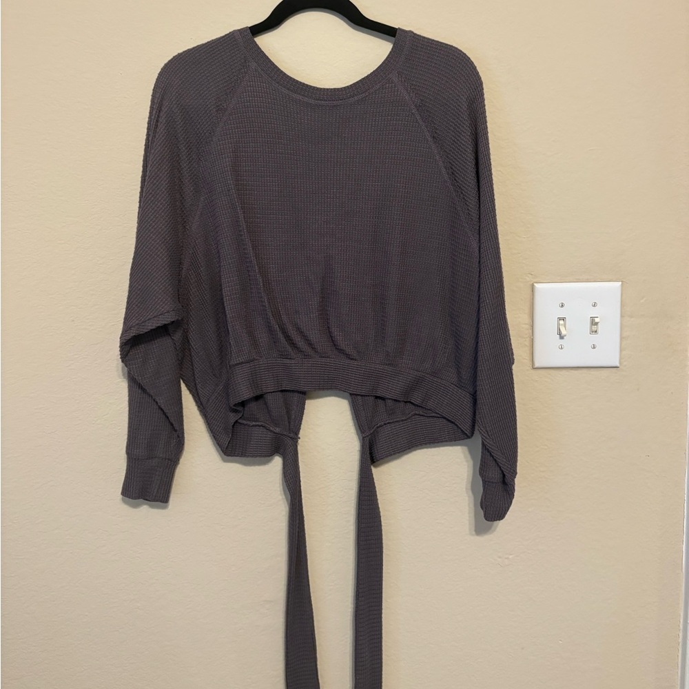 Vintage M Havana Purple Tie in the back Sweatshirt